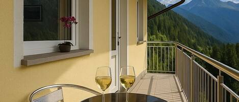 Comfort Apartment, Mountain View | Outdoor dining