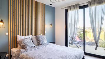 Een strijkplank/strijkijzer, wifi, rolstoeltoegankelijk