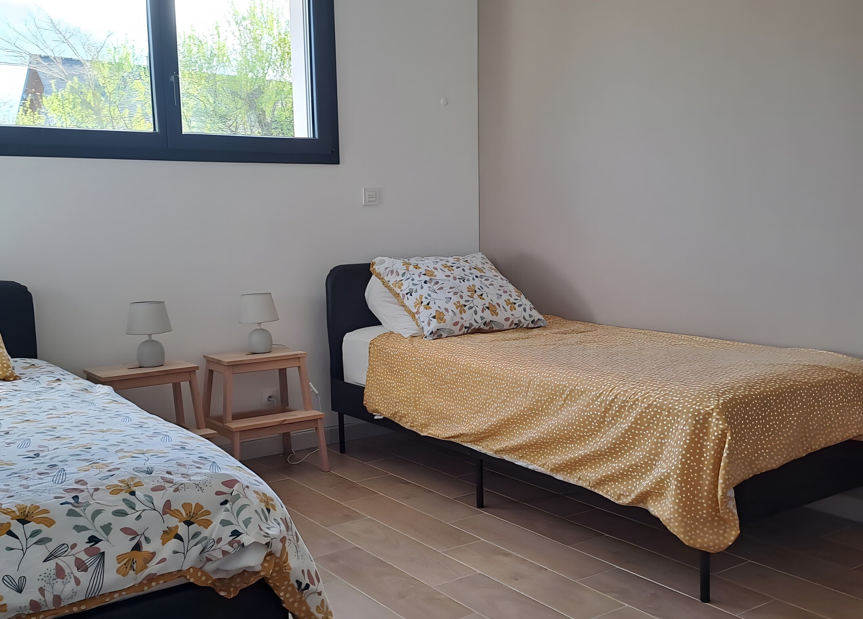 Een strijkplank/strijkijzer, wifi, rolstoeltoegankelijk