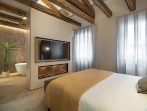 1 bedroom, iron/ironing board, free WiFi, bed sheets - Sarti Palace - Gold Apartment R&R (Venecia)