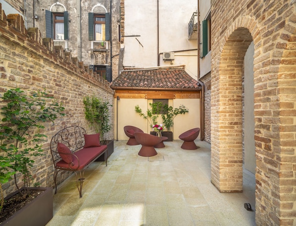Terrace/patio - Sarti Palace - Gold Apartment R&R (Venecia)
