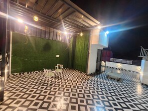 Terrace/patio - The Trishul Stay (Varanasi)