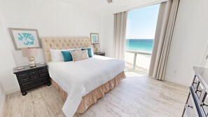 3 bedrooms, iron/ironing board, free WiFi, bed sheets - Stunning Penthouse 1125 w/Garage Space and Beach Svc for 2 (Destin)
