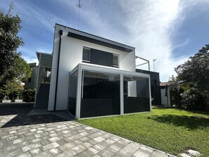 Villa, 2 Bedrooms, Balcony | Exterior - Modern Family Flat With a Terrace (San Michele al Tagliamento)