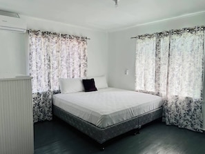 3 chambres, fer et planche Ă repasser, Wi-Fi, literie fournie