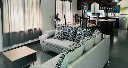 Blue Sky Retreat Utila