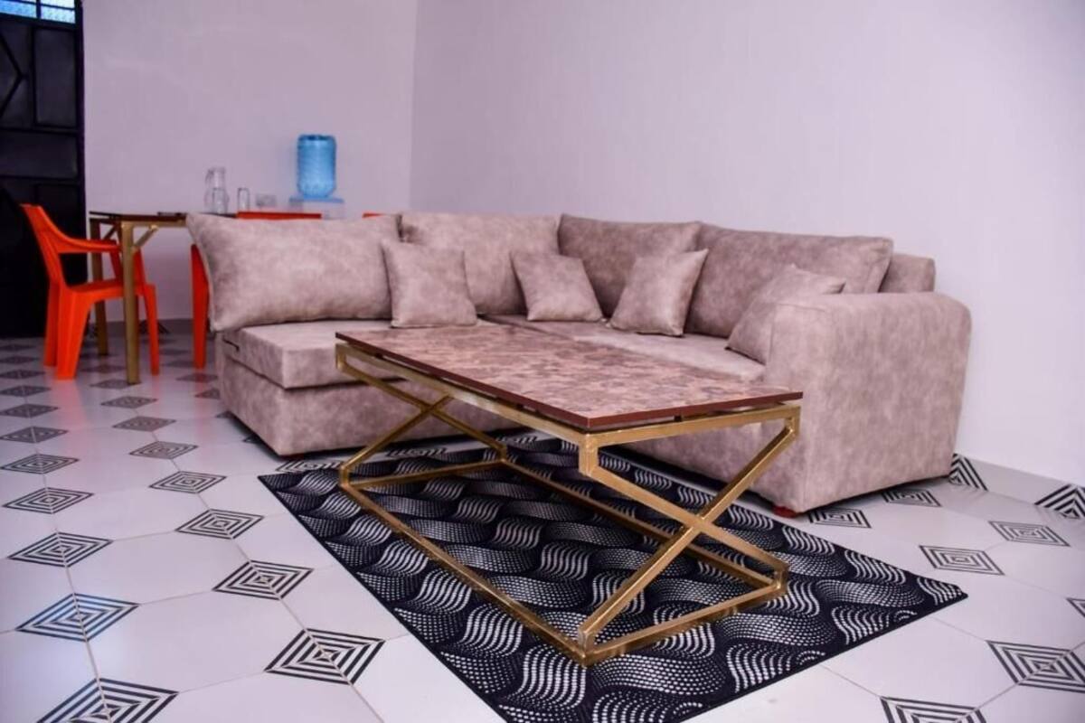 Apartemen Deluks | Area keluarga | TV layar datar