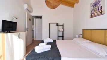 Fer et planche à repasser, Wi-Fi, draps fournis