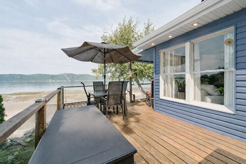 Chalet à La Baie | Accès plage, pêche sur glace et plein air