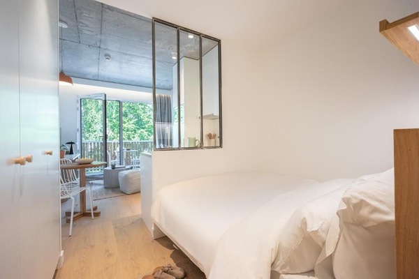 Basic-Suite, Balkon | Schreibtisch, laptopgeeigneter Arbeitsplatz, kostenloses WLAN