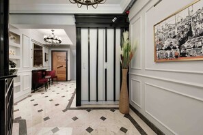 Hall