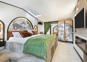 1 bedroom, iron/ironing board, WiFi, bed sheets - Daphne Suite ; Comfort & Privacy (Beyoglu)