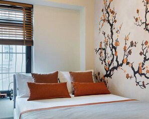 1 bedroom, iron/ironing board, WiFi, bed sheets - The One Taksim 101 Room, Comfort and Privacy (Beyoglu)