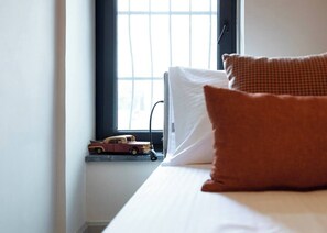1 bedroom, iron/ironing board, WiFi, bed sheets - The One Taksim 101 Room, Comfort and Privacy (Beyoglu)