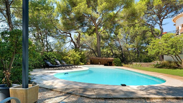 Unclassified image, 1 of 24, button - La Volière du Pesquier – Holiday Home in Provençal Pine Forest with Pool and Garden (Pélissanne)