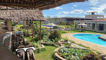 Utomhuspool