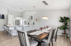 Dining - Private Heated Pool | 3BR Bradenton Home Near UTC (Bradenton)