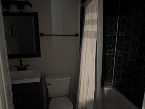 Soap - Apartment Unit Near Downtown Knox (Knoxville)