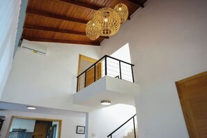 Interior - A Casa do Lago: comfort, nature and unforgettable moments on the shore of the water (Romana)