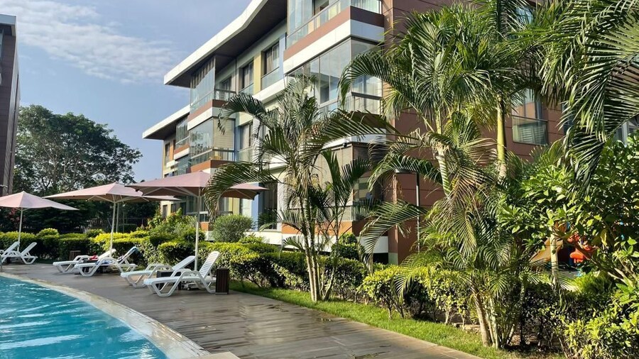 Peravi Suites at Pearl In The City