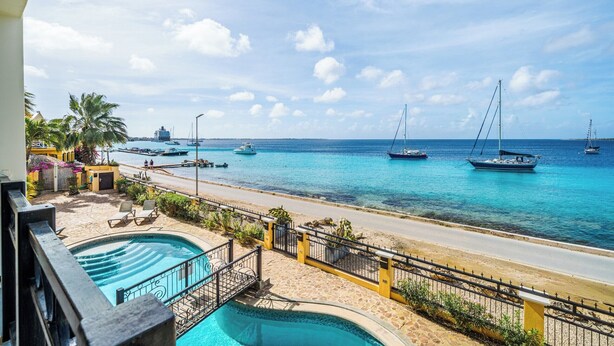 Property grounds - Elegancia del Caribe 9, Vacation condo with 2 bedrooms, Caribbean Sea view (Kralendijk)