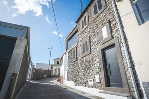 Exterior - A Casinha by Atlantic Holiday (Câmara de Lobos)