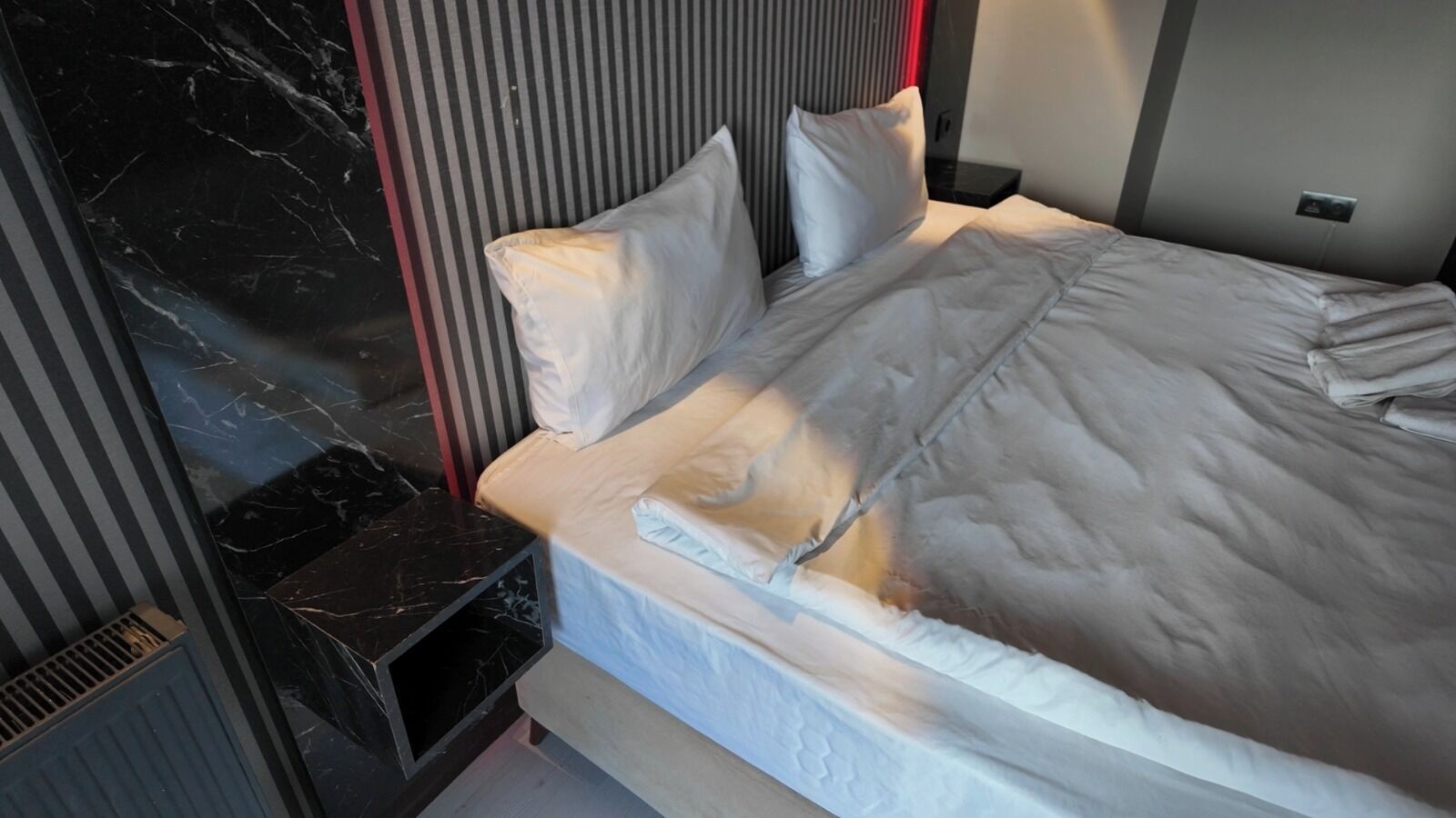 더블룸, 발코니, 시내 전망 | 책상, 노트북 작업 공간, 암막 커튼, 방음 설비