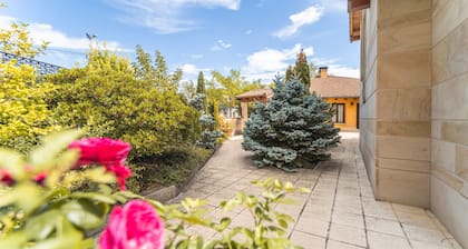 Rural House 'Dehesa de Santa Ursula 1' with Garden and Balcony