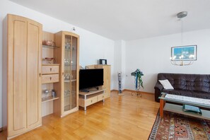 TV, stereo
