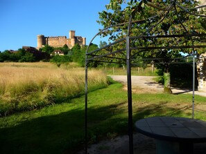 Property grounds - Gîte Saint Germain in Prudhomat in the Heart of the Lot (Prudhomat)