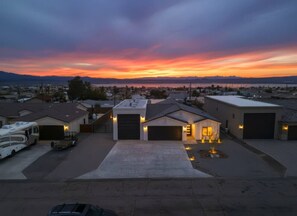 Exterior - Luxury Casa Encantada | Pool, Game Room, Gym | Sleeps 14 (Lake Havasu City)