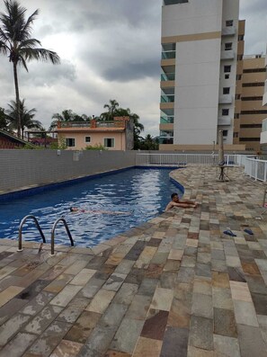 Piscine extérieure, piscine chauffée