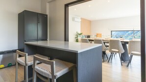 Uklassifisert bilde, 2 av 33, knapp