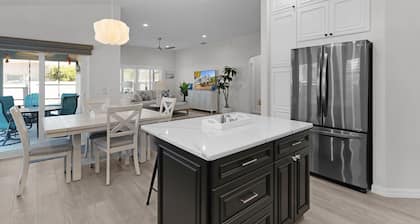 3/2 Courtyard Villa w/ Pool Village of Bonita