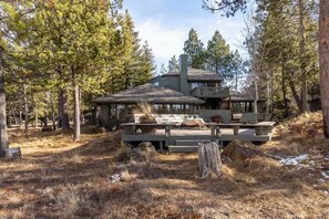 Terrace/patio - NEW! Ultimate Sunriver Retreat-REDC40 (Sunriver)