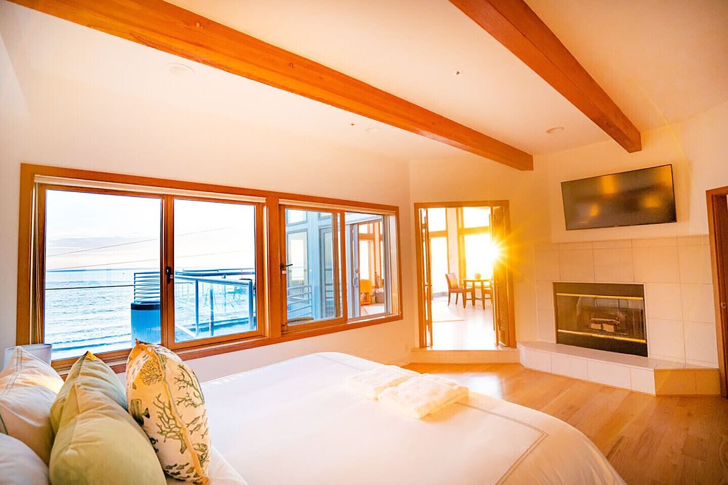 Ferros/tábuas de passar roupa, Wi-Fi, roupa de cama