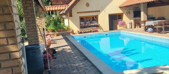 Family-friendly house with pool, 4 apartments, air conditioning, quiet location in Zamárdi.