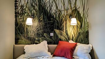 Ferros/tábuas de passar roupa, Wi-Fi, roupa de cama