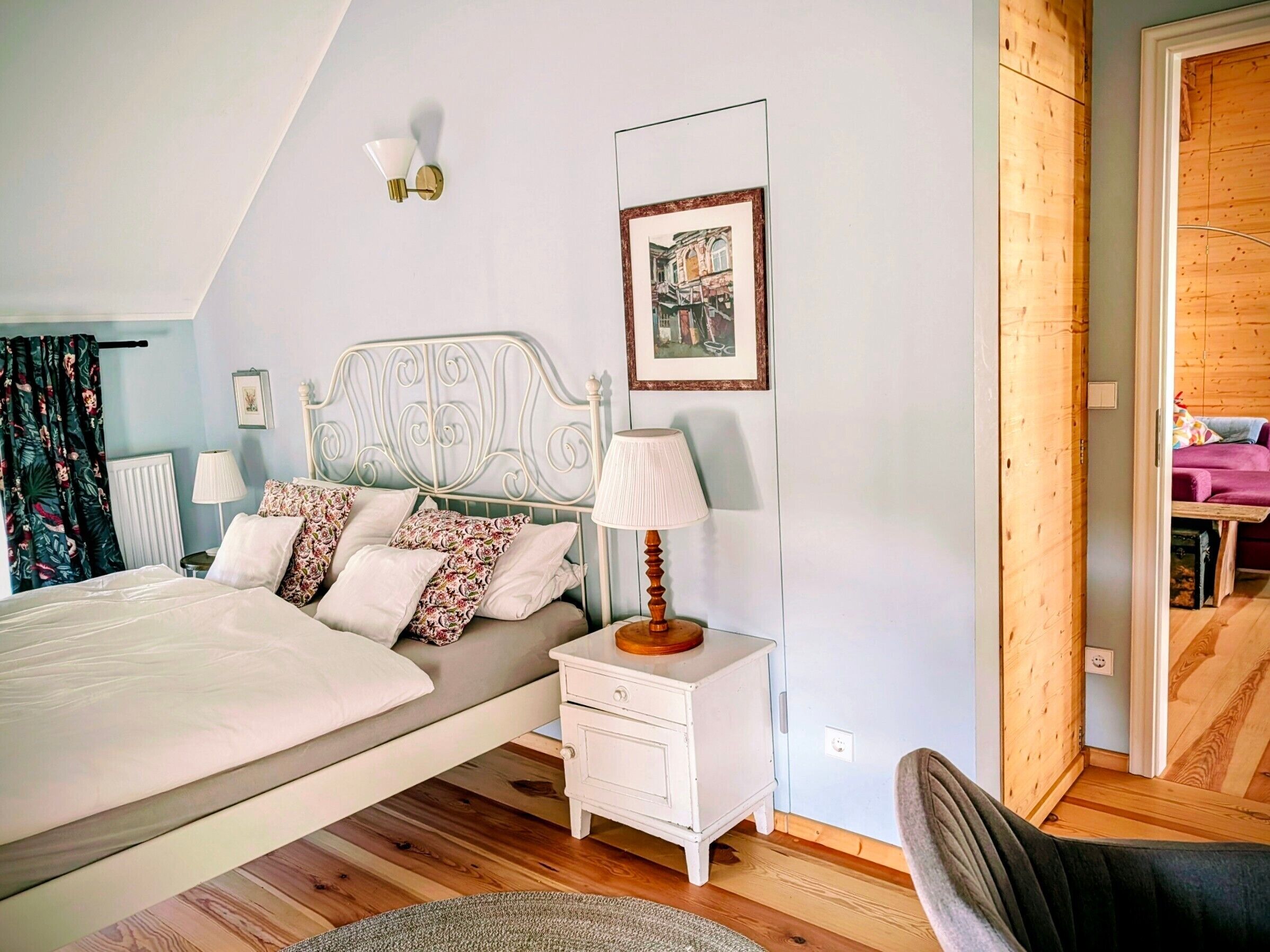 Strykjärn/strykbräda, wi-fi och sängkläder