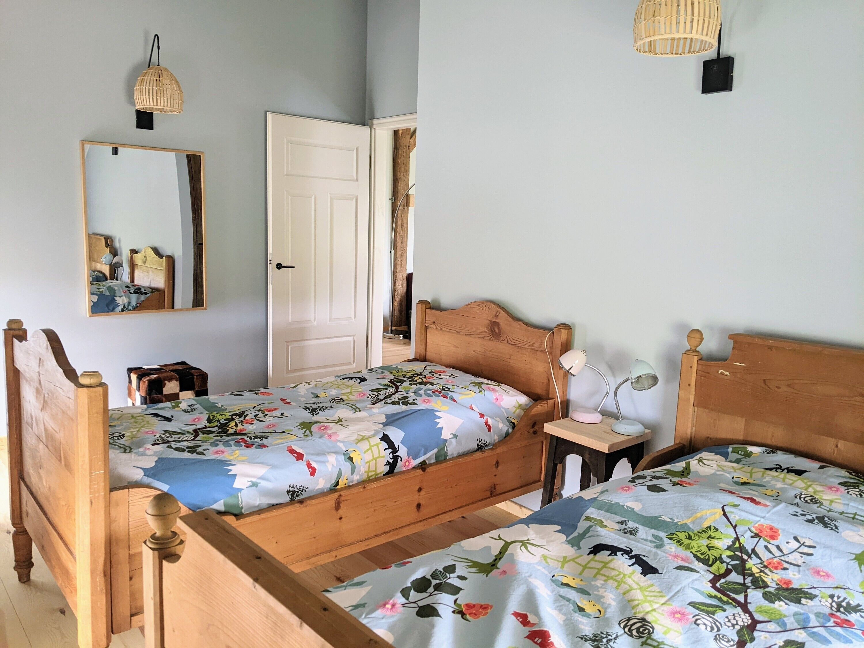 Bügeleisen/Bügelbrett, WLAN, Bettwäsche