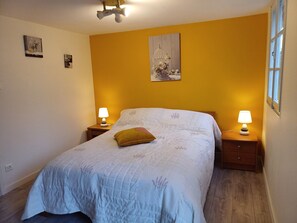 3 sovrum och strykjärn/strykbräda