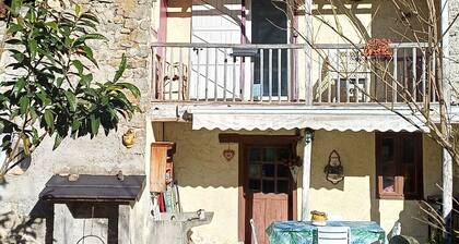 Traditional Mountain House with View, Private Terrace and Garden in Ercé