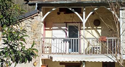Traditional Mountain House with View, Private Terrace and Garden in Ercé