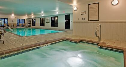 1BR ADA Suite w/ Kitchen | Near Mizzou!