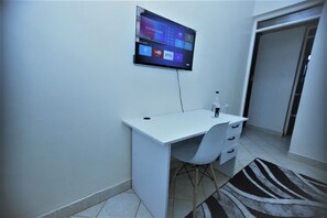 Business Apartment | Living area - Viewpoint-Inn Mbuinzau (Kibwezi)