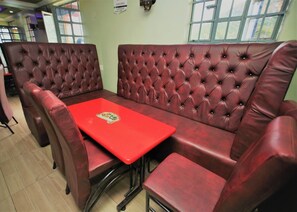 Interior detail - Viewpoint-Inn Mbuinzau (Kibwezi)