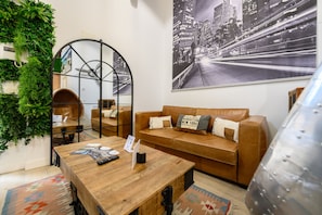 Lobby - (ALG310B) Spacious and modern loft with private terrace (Madrid)