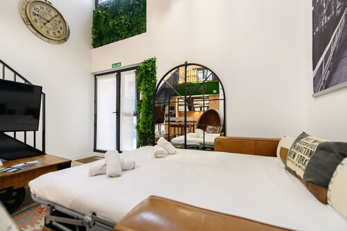 (ALG310B) Spacious and modern loft with private terrace