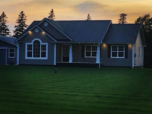 Morrison’s Beach Road Island Retreat