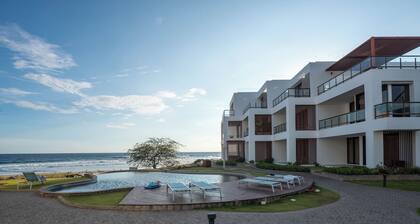 Hacienda Iguana Beachfront 2BR Condo- Costamar